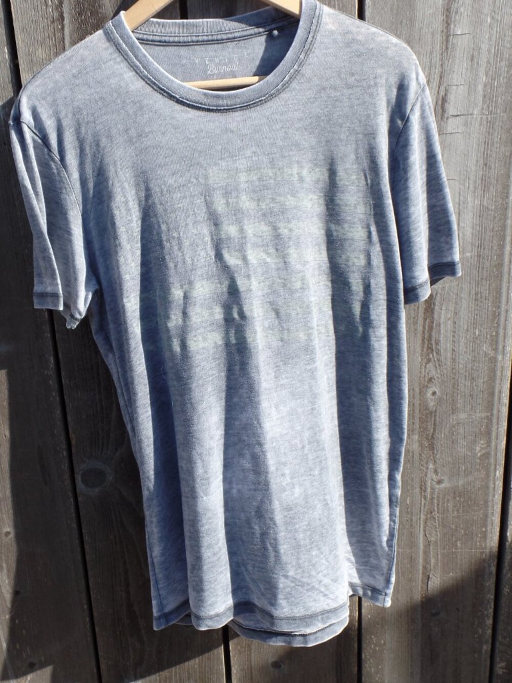 Lucky Brand BURNOUT Flag Tee GRAY SMALL